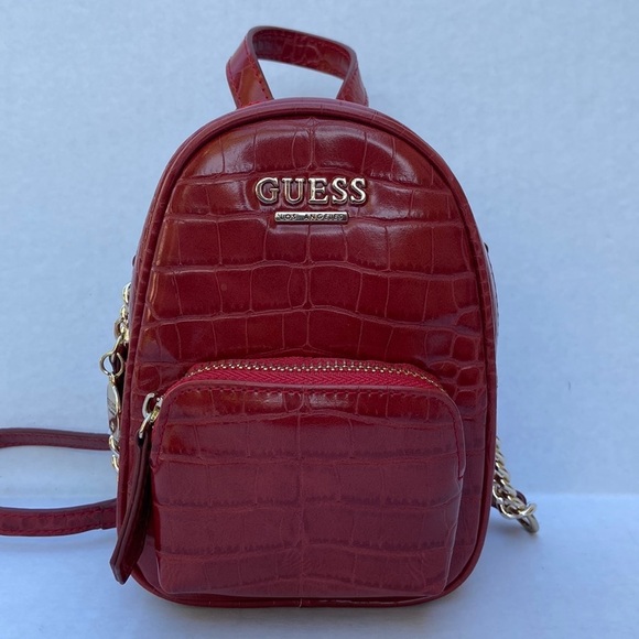 guess mini backpacks purses for women Factory Nylon Backpack With a compact format Original Guess Ladies Backpack Leather